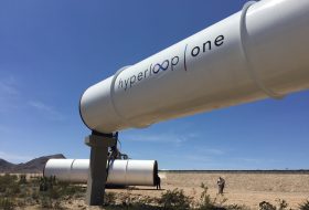 Идва Hyperloop прелитащ 150 км за 12 минути